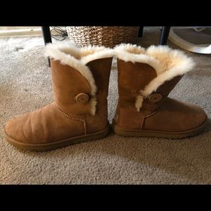 Women’s Size 8 UGGS